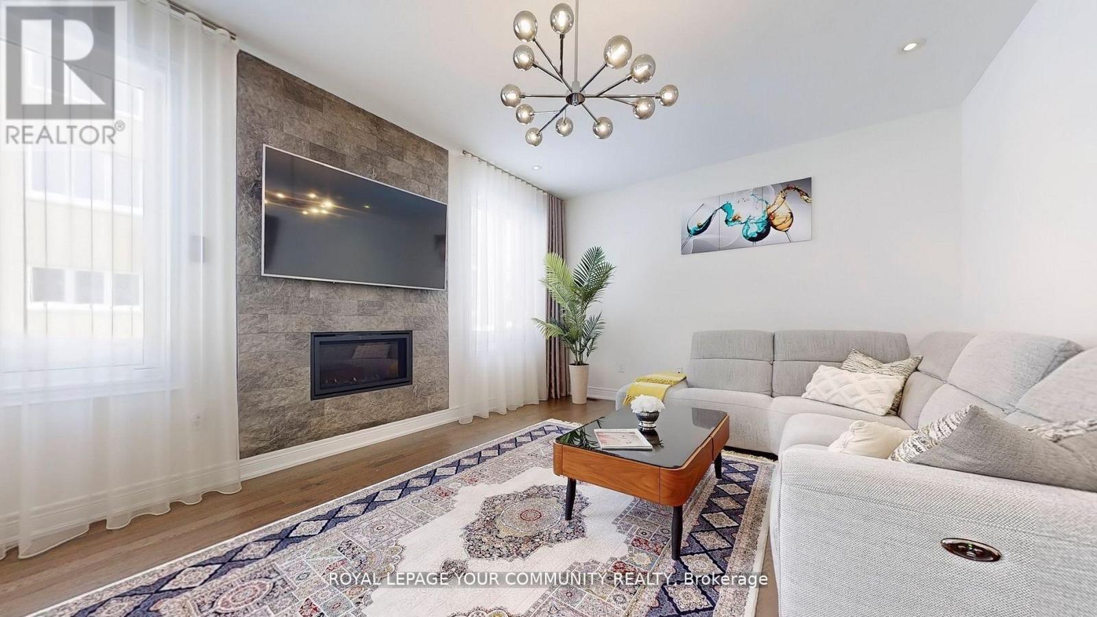 












128 BEN SINCLAIR AVENUE

,
East Gwillimbury,




Ontario
L9N0Z2

