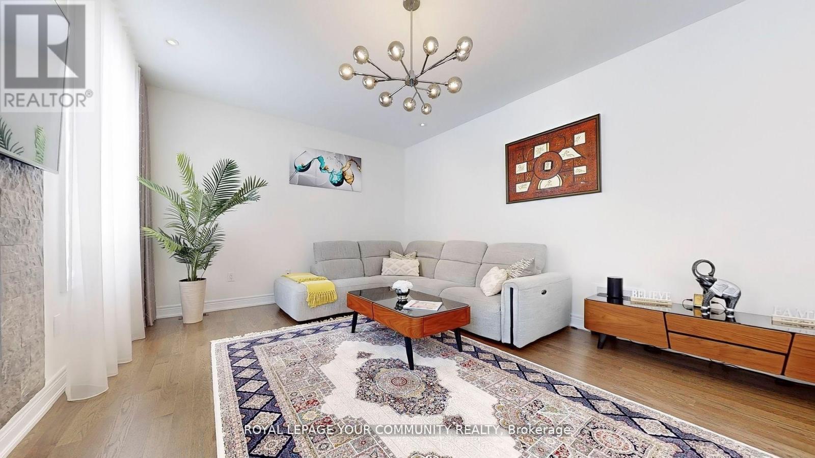 












128 BEN SINCLAIR AVENUE

,
East Gwillimbury,




Ontario
L9N0Z2

