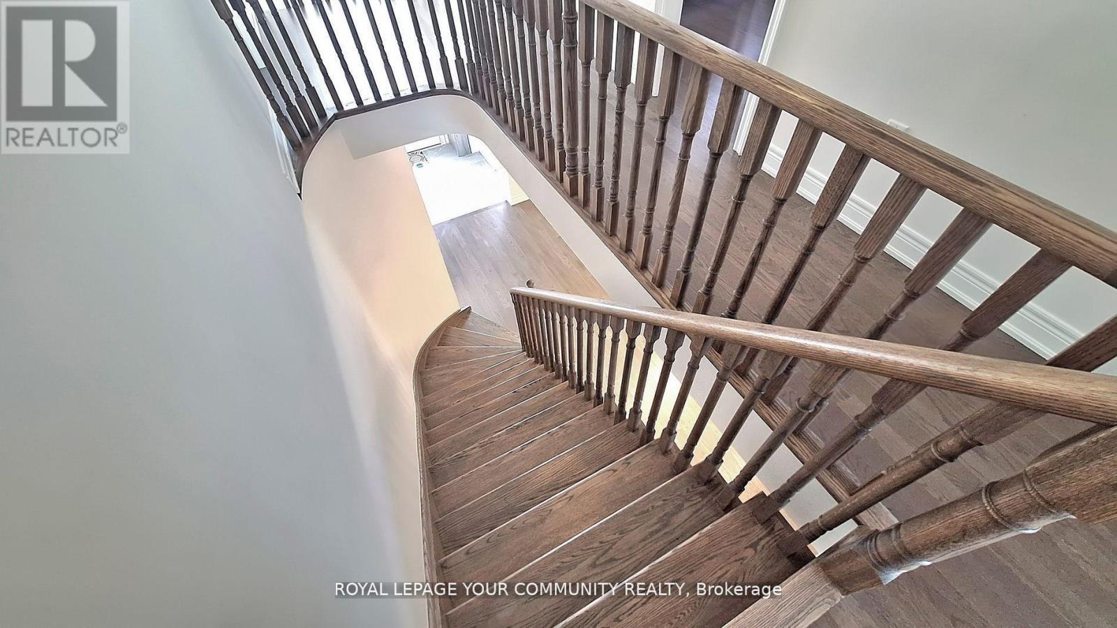 












128 BEN SINCLAIR AVENUE

,
East Gwillimbury,




Ontario
L9N0Z2

