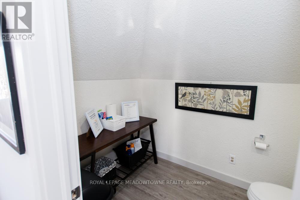 












3A - 350 MAIN STREET E

,
Milton,




Ontario
L9T1P6

