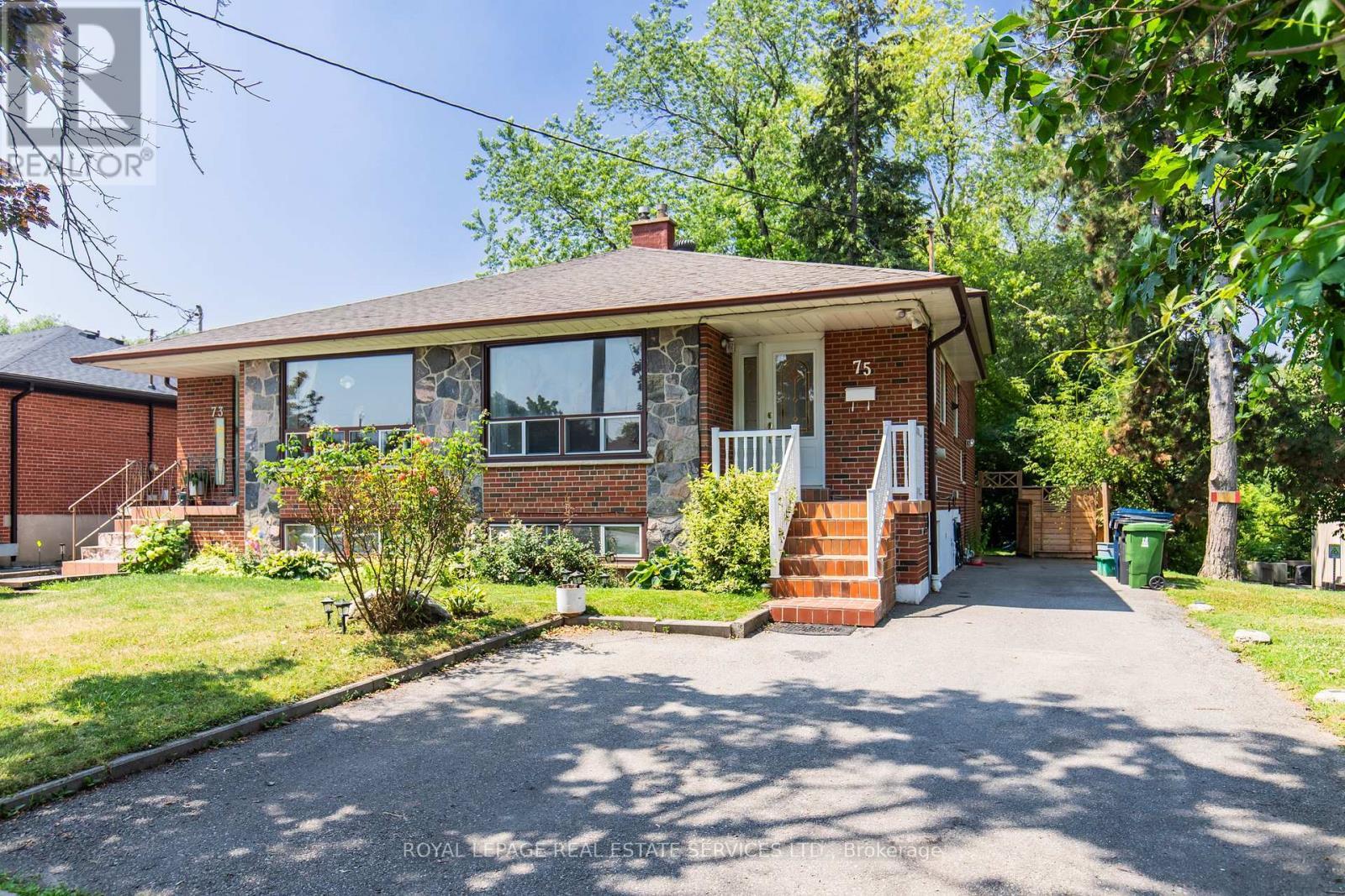 












75 UPWOOD AVENUE

,
Toronto,




Ontario
M6L3A4

