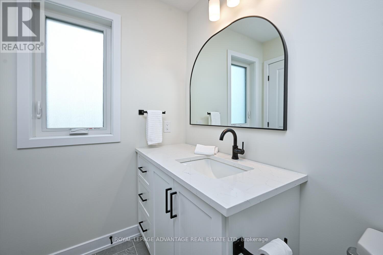 












167 WALLACE STREET

,
Merrickville-Wolford,




Ontario
K0G1N0

