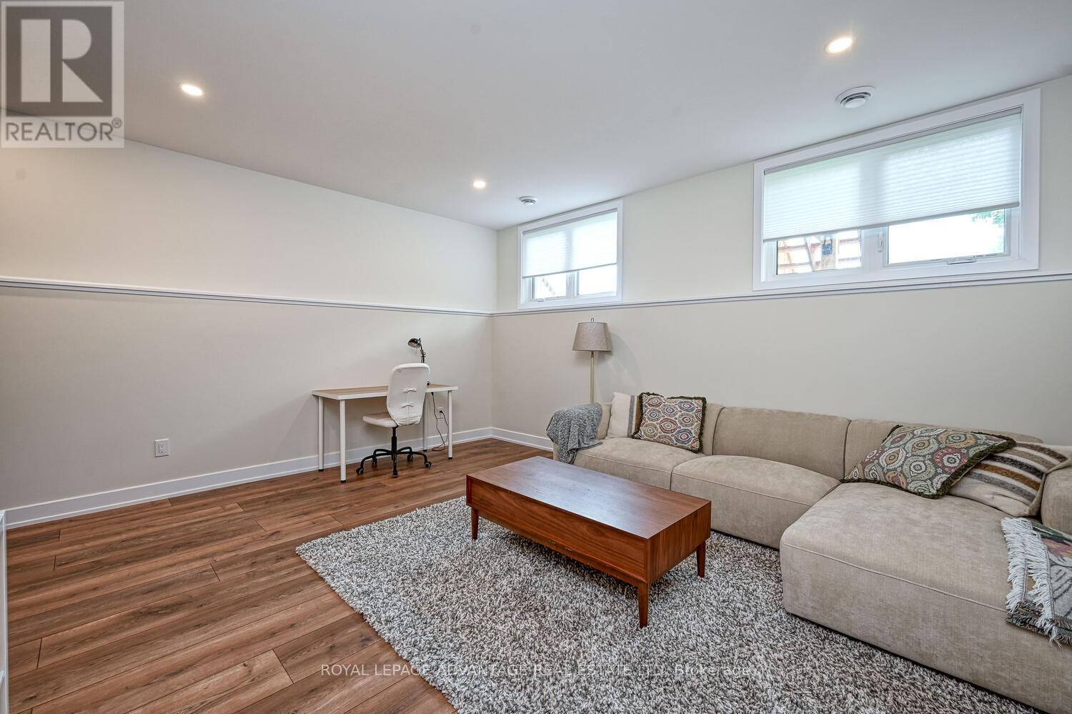 












167 WALLACE STREET

,
Merrickville-Wolford,




Ontario
K0G1N0

