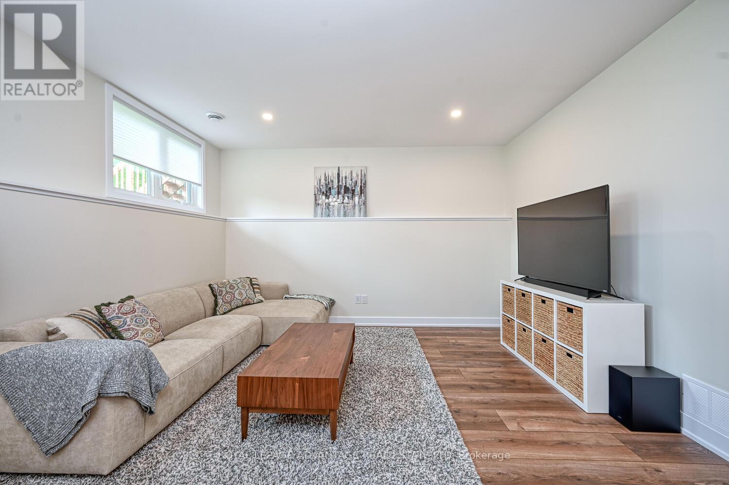 












167 WALLACE STREET

,
Merrickville-Wolford,




Ontario
K0G1N0

