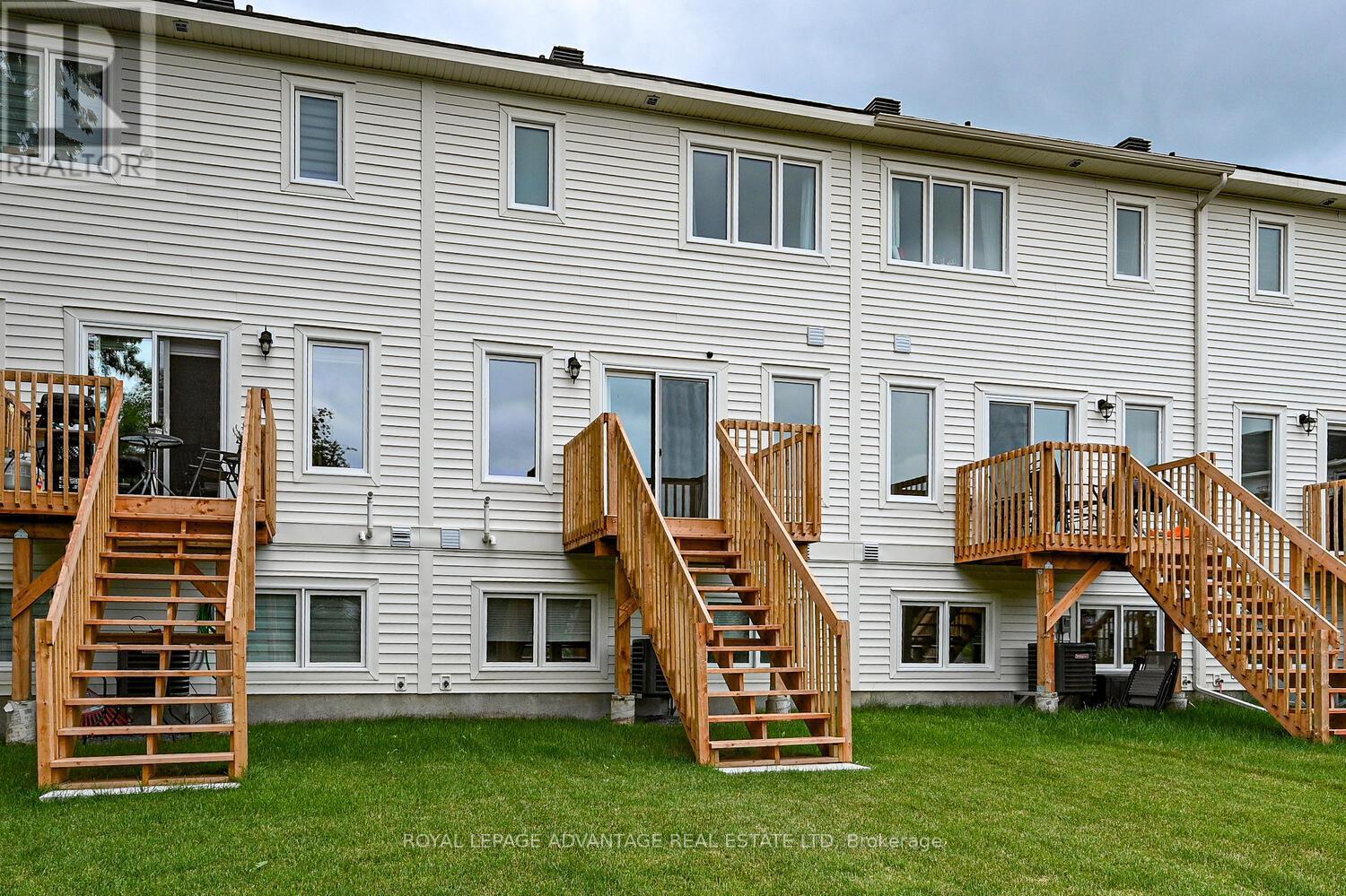 












167 WALLACE STREET

,
Merrickville-Wolford,




Ontario
K0G1N0

