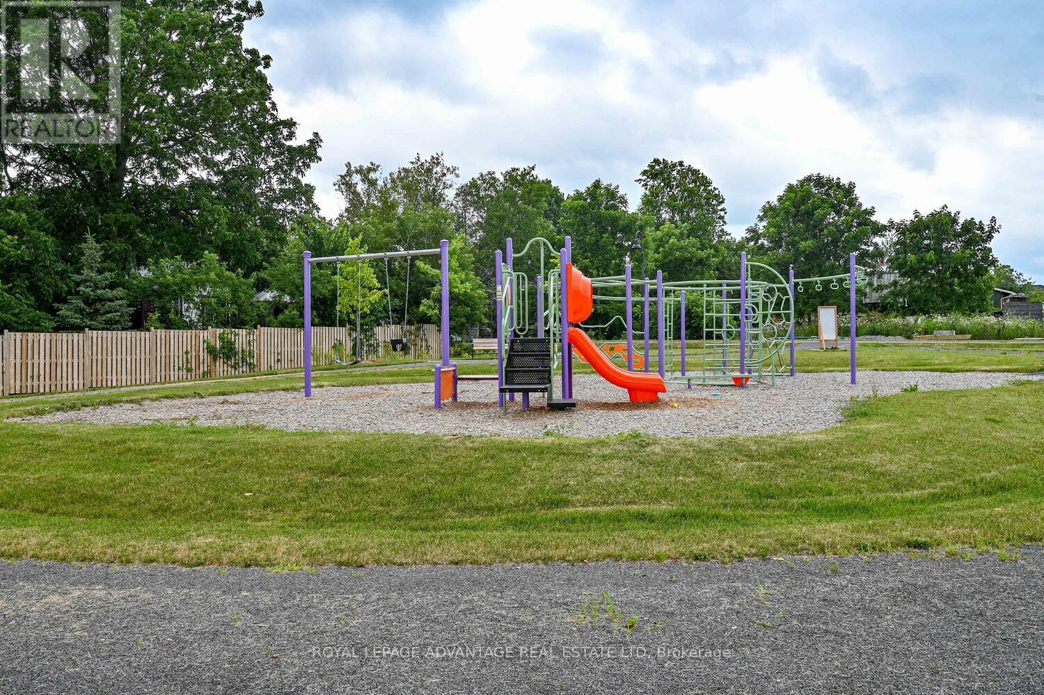 












167 WALLACE STREET

,
Merrickville-Wolford,




Ontario
K0G1N0


