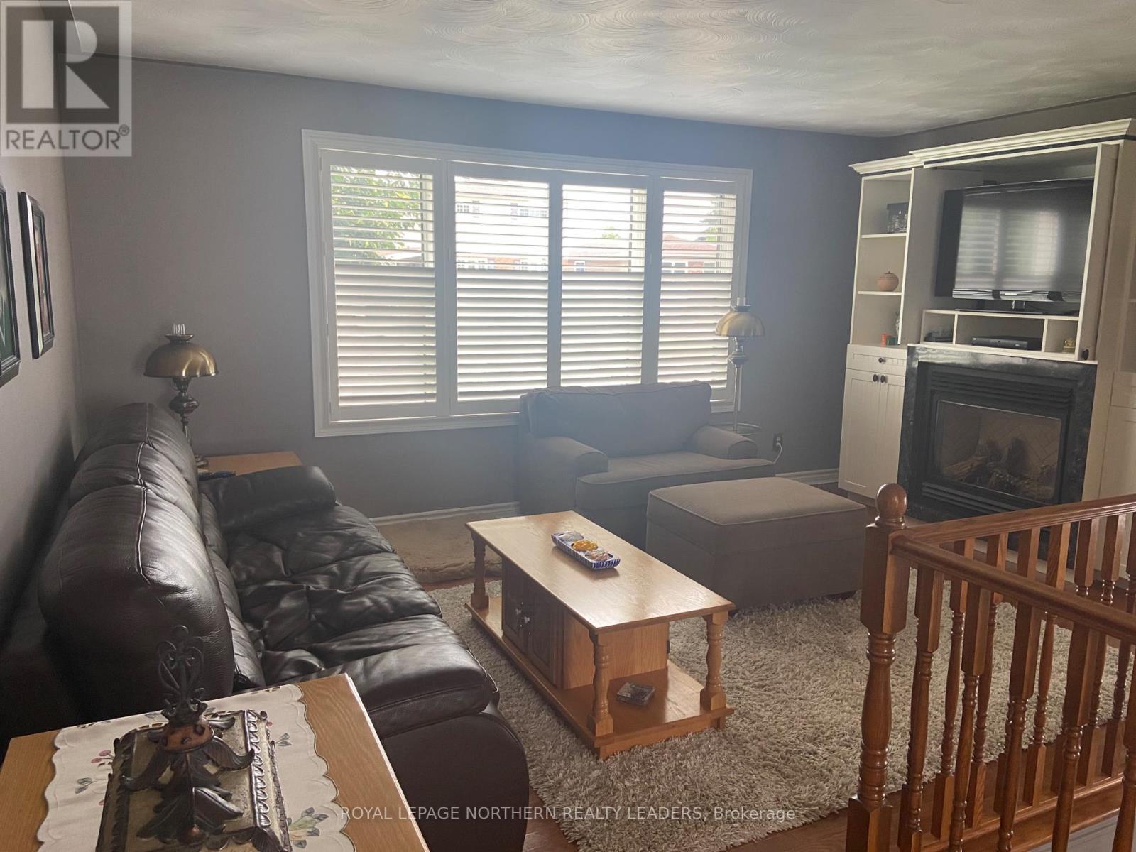 












272 MALETTE CRESCENT

,
Timmins (TNW - Riverpark),




Ontario
P4P1C5

