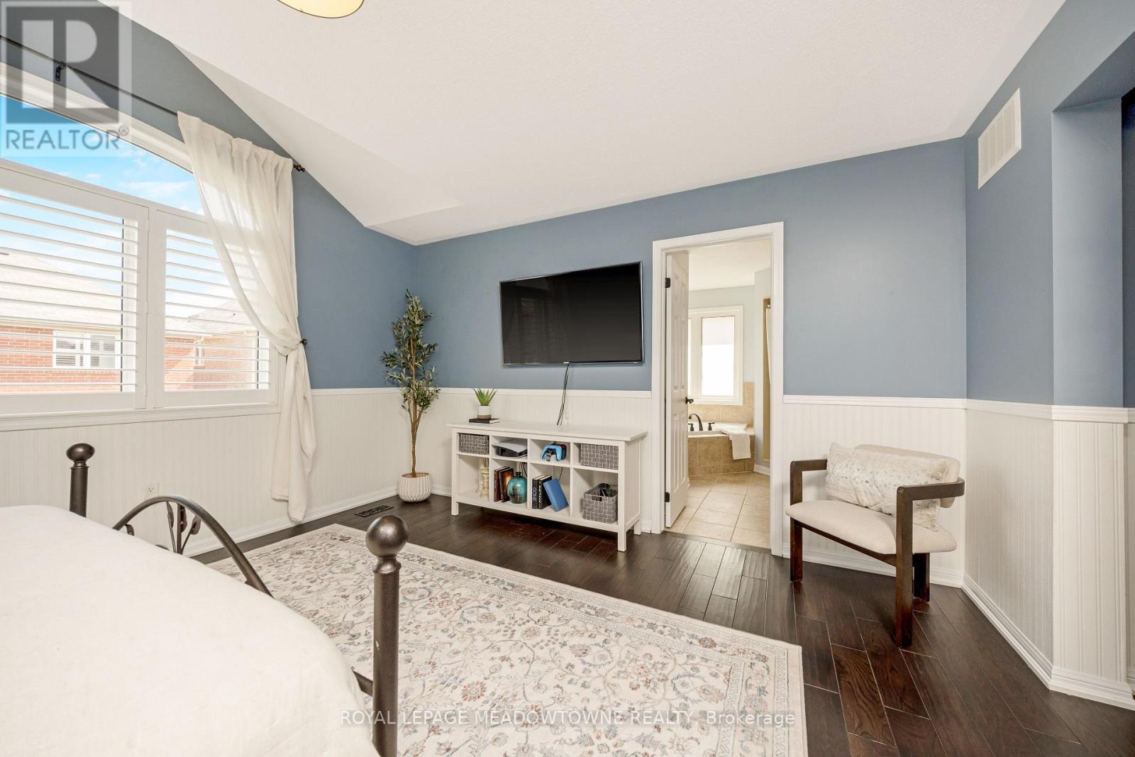 












847 ETHERINGTON WAY

,
Milton,




Ontario
L9T0Z1

