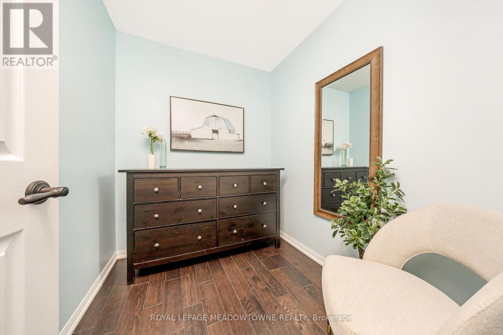 












847 ETHERINGTON WAY

,
Milton,




Ontario
L9T0Z1

