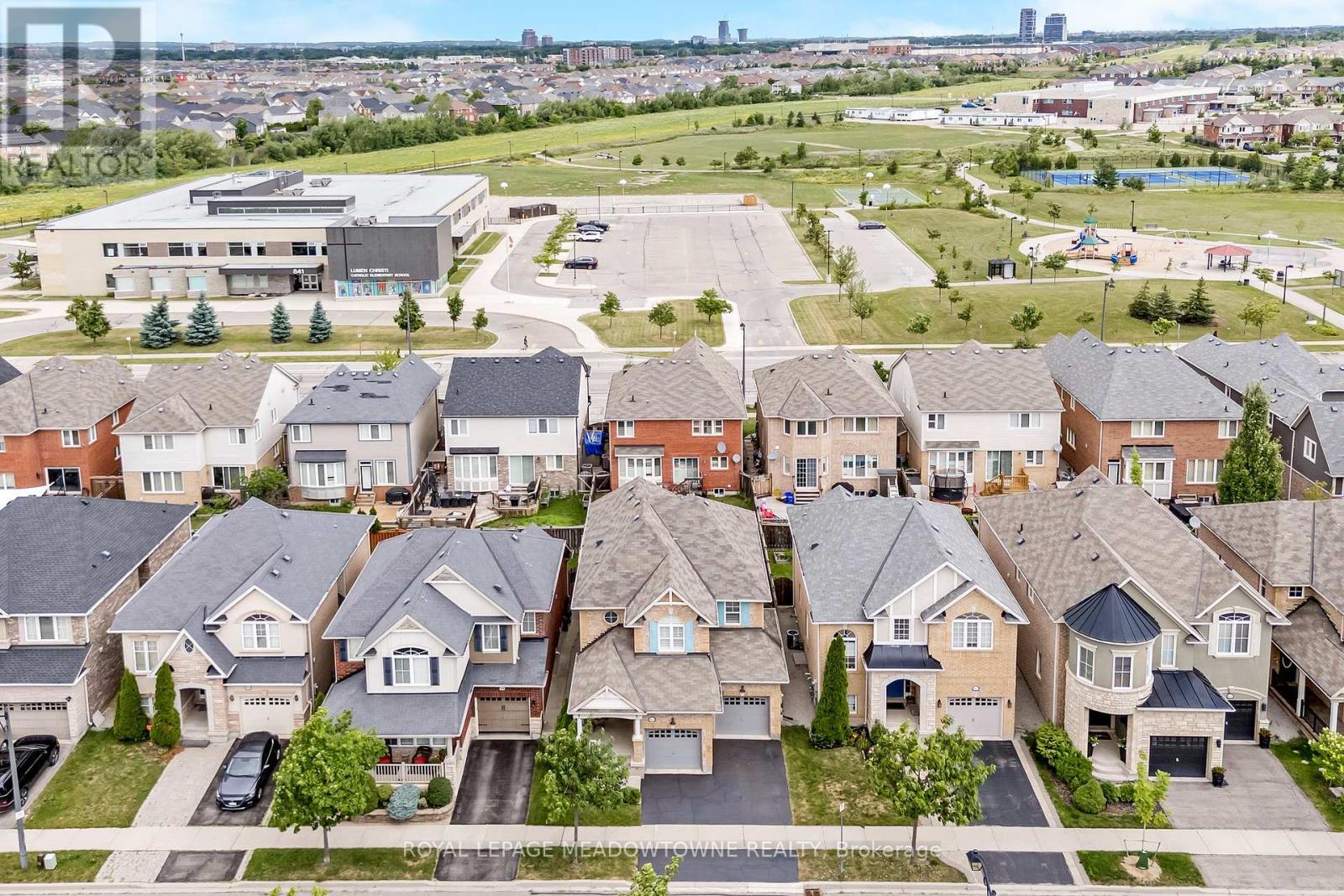 












847 ETHERINGTON WAY

,
Milton,




Ontario
L9T0Z1

