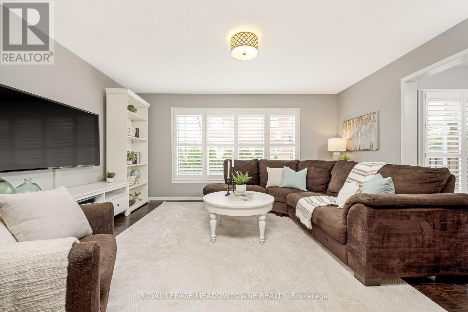 












847 ETHERINGTON WAY

,
Milton,




Ontario
L9T0Z1

