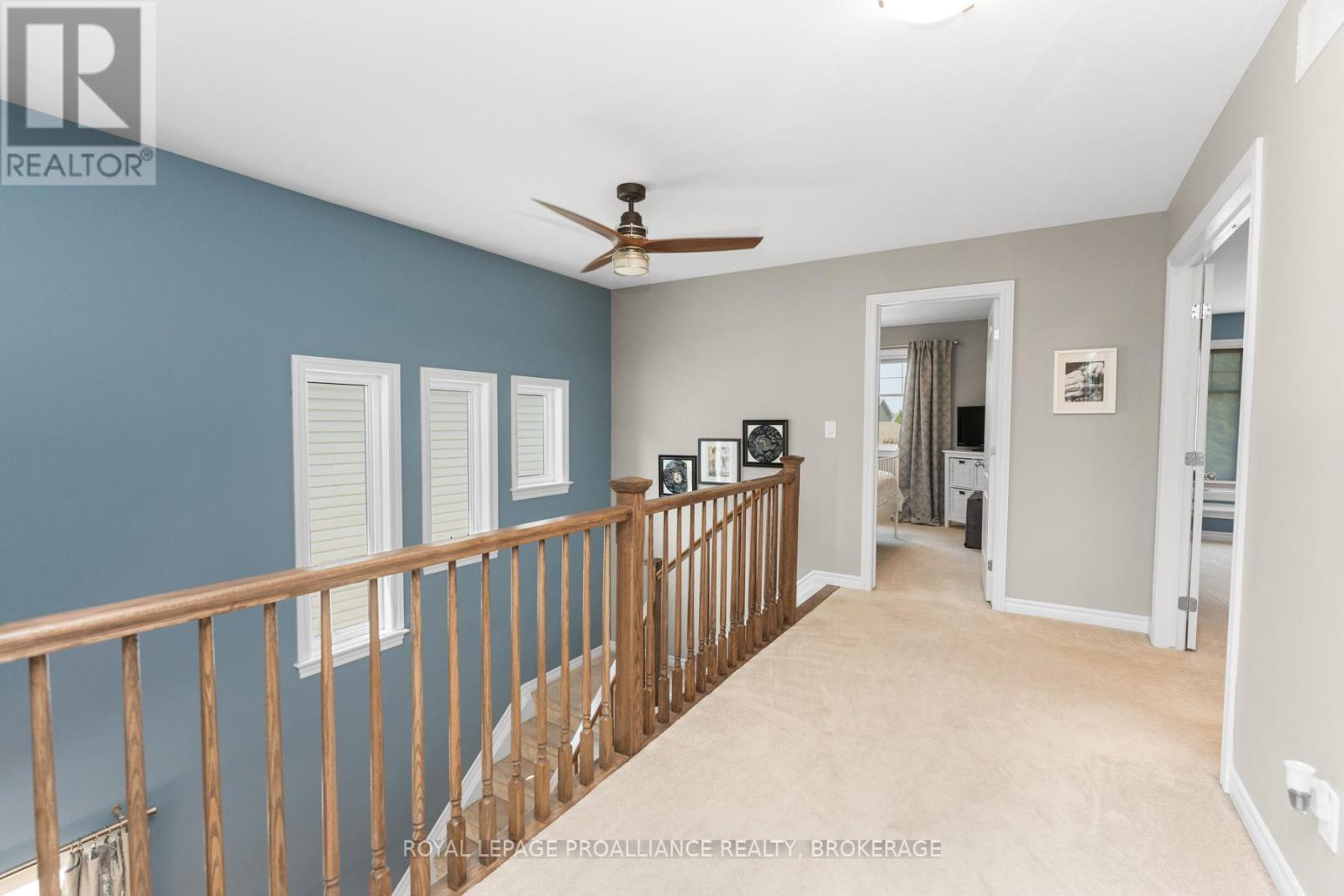 












1036 WOODHAVEN DRIVE

,
Kingston (City Northwest),




Ontario
K7P0H7

