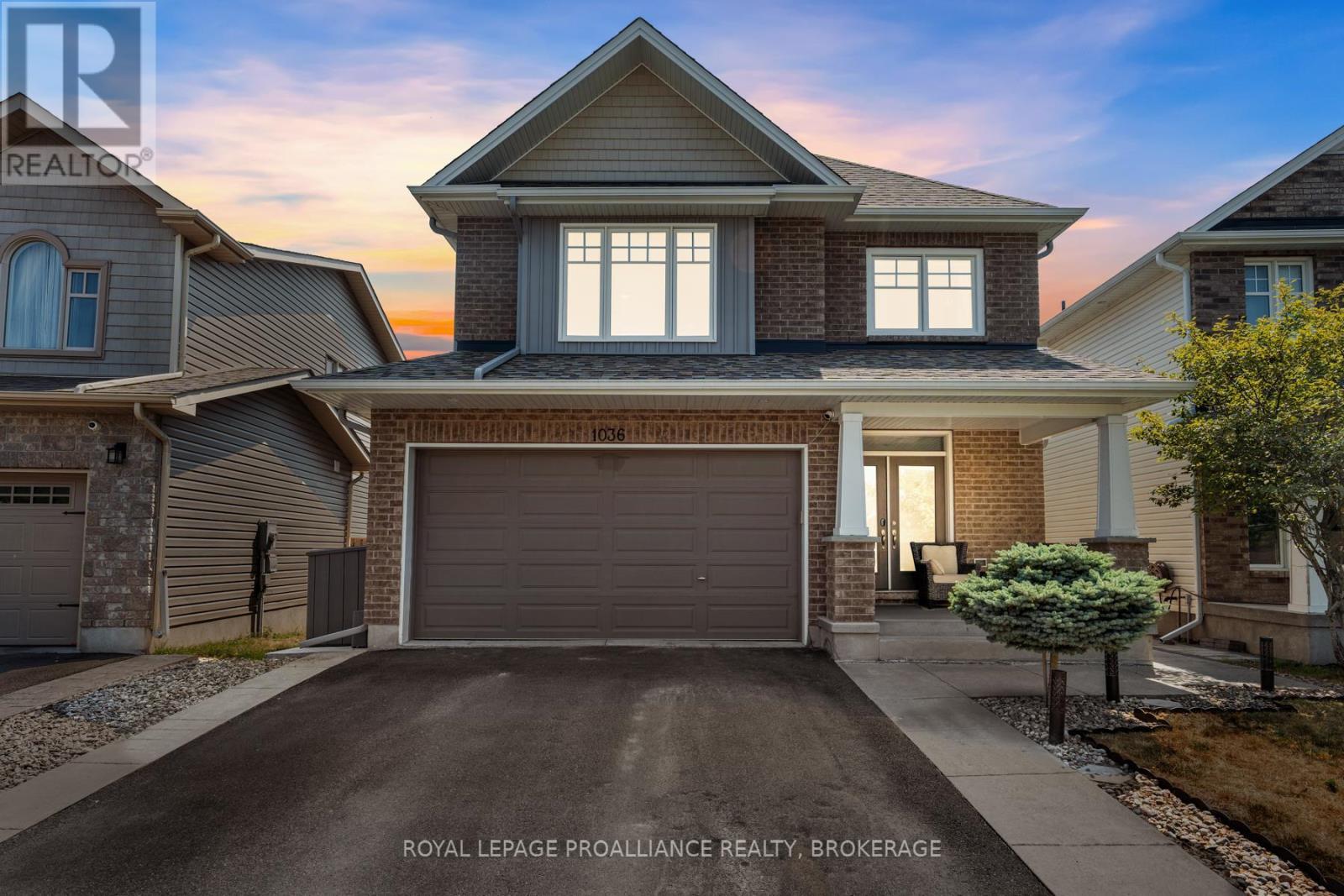 












1036 WOODHAVEN DRIVE

,
Kingston (City Northwest),




Ontario
K7P0H7

