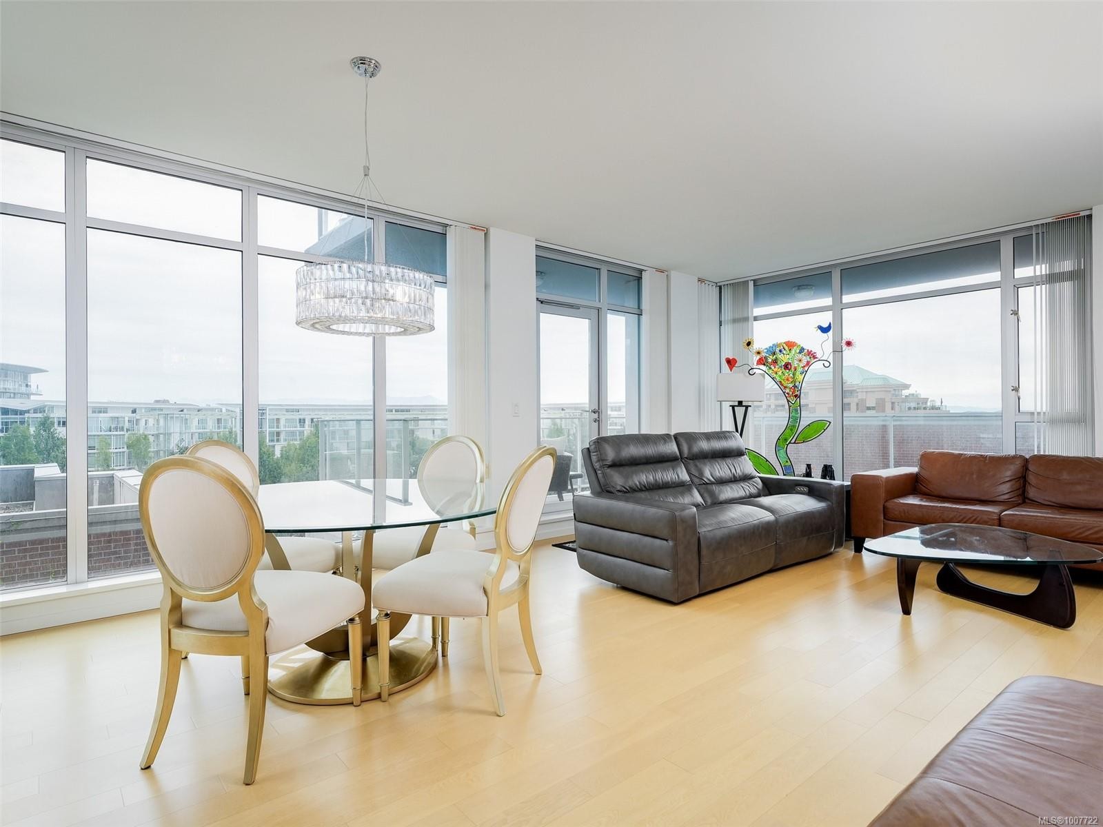 









100


SAGHALIE

Rd, 206,
Victoria,




BC
V9A 0A1

