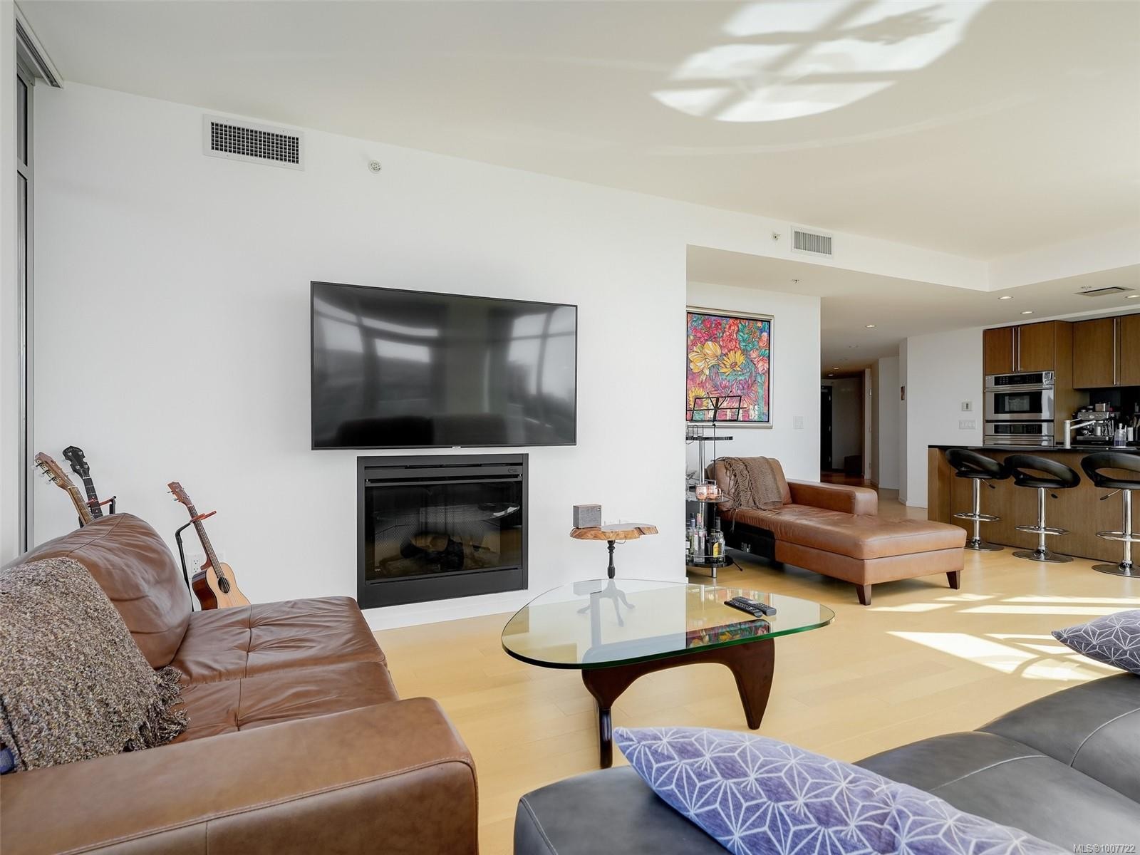 









100


SAGHALIE

Rd, 206,
Victoria,




BC
V9A 0A1

