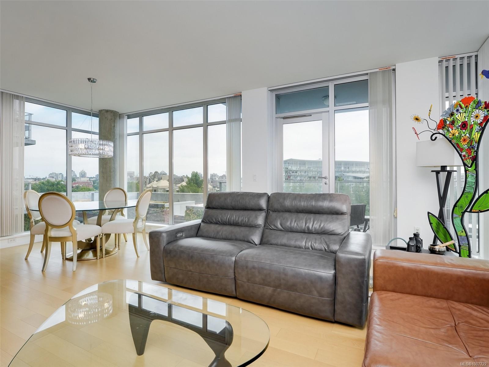 









100


SAGHALIE

Rd, 206,
Victoria,




BC
V9A 0A1


