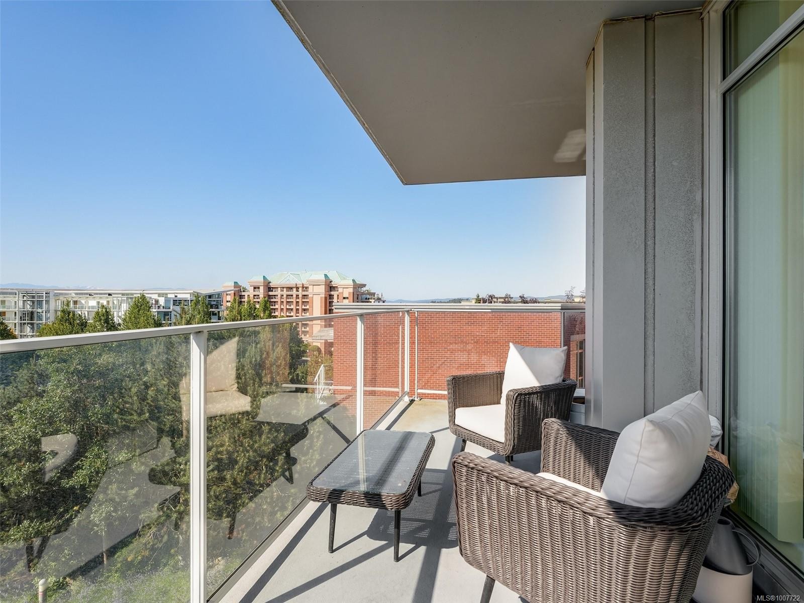 









100


SAGHALIE

Rd, 206,
Victoria,




BC
V9A 0A1

