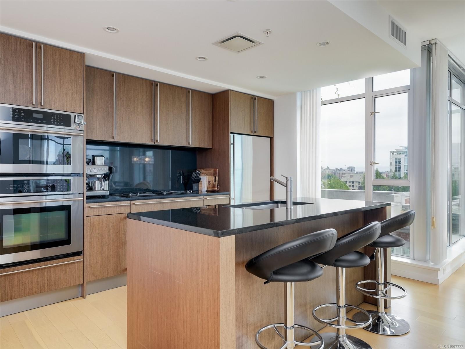 









100


SAGHALIE

Rd, 206,
Victoria,




BC
V9A 0A1

