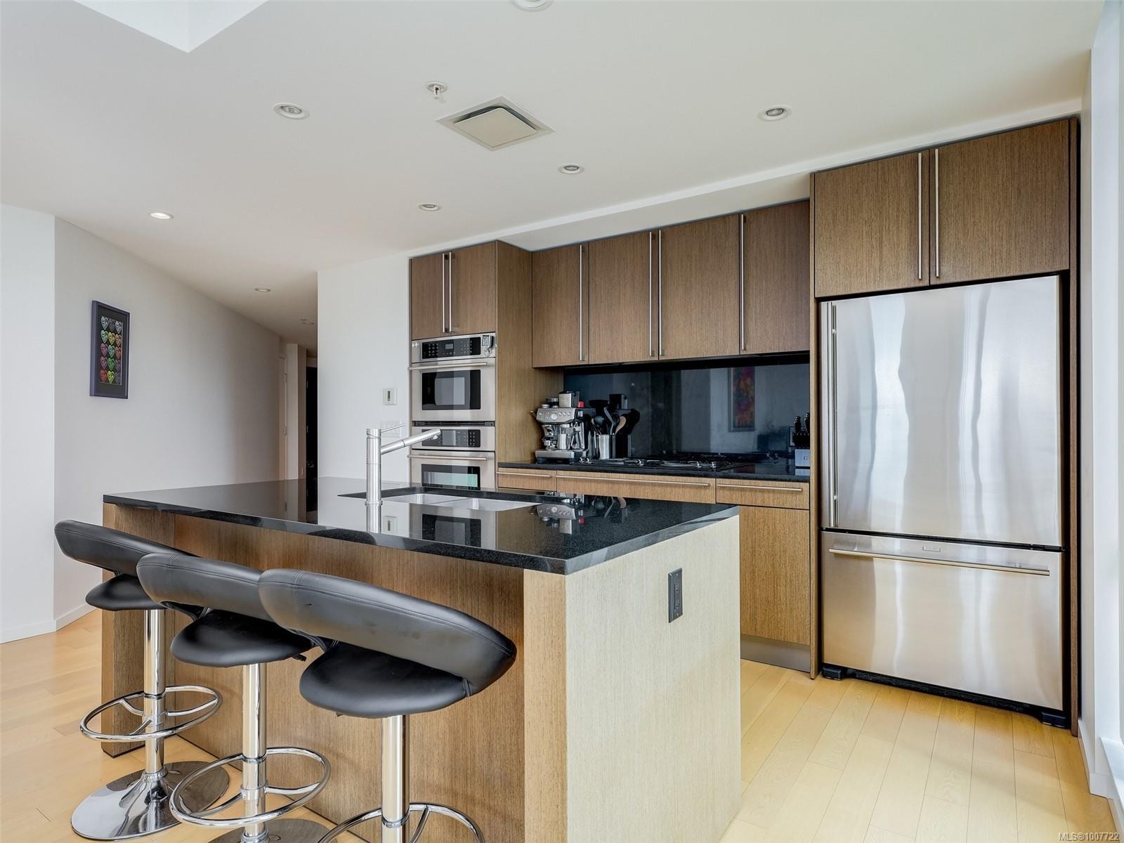 









100


SAGHALIE

Rd, 206,
Victoria,




BC
V9A 0A1

