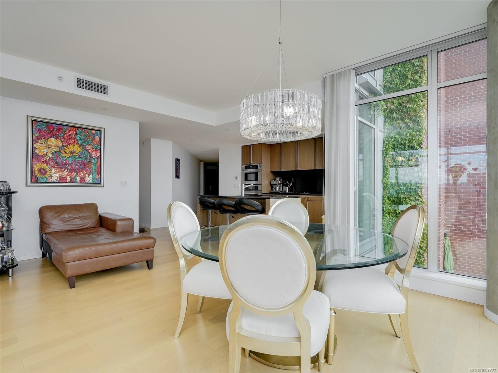 









100


SAGHALIE

Rd, 206,
Victoria,




BC
V9A 0A1

