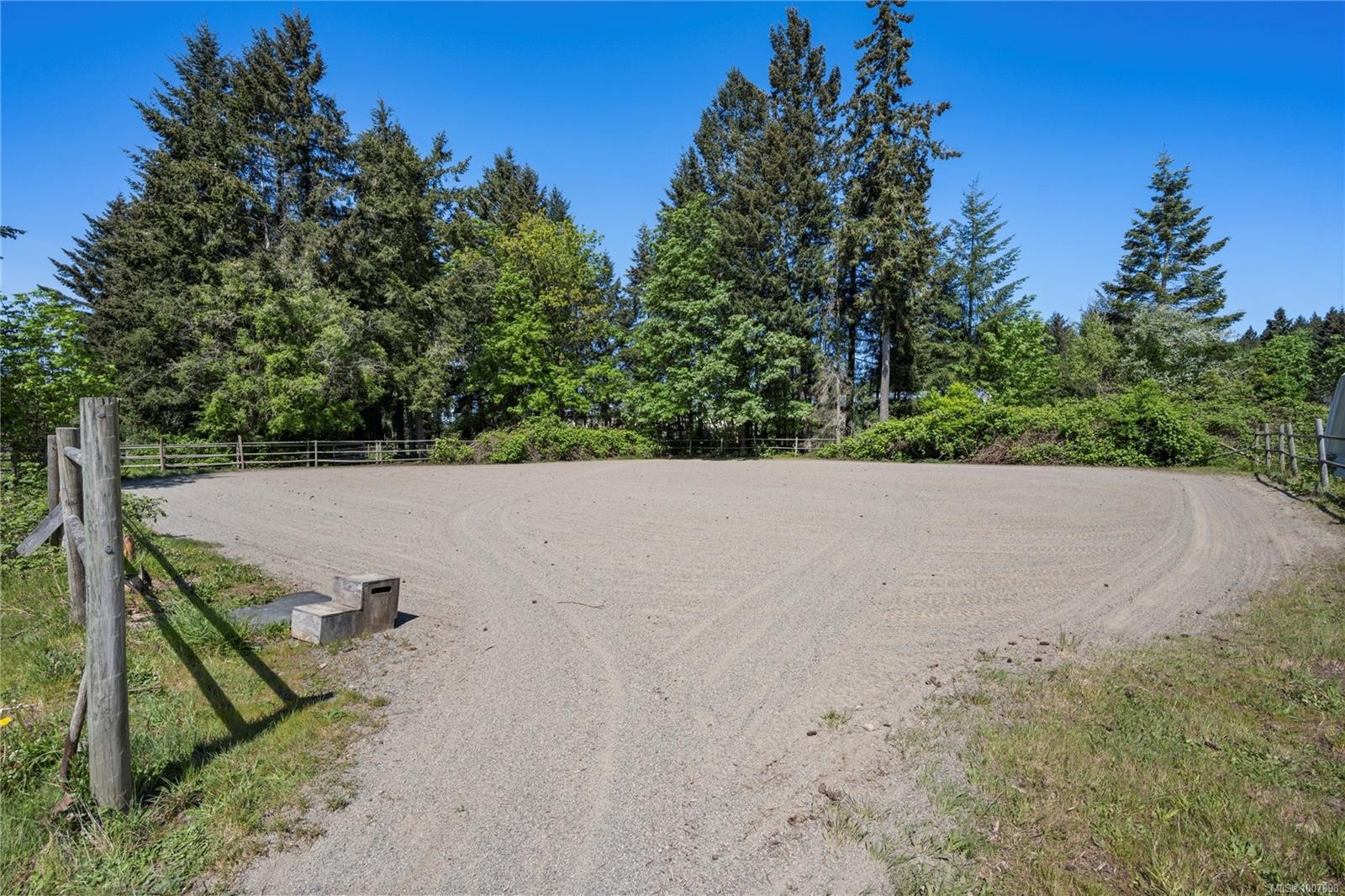 









2120


Huddington

Rd,
Nanaimo,




BC
V9X 1M1

