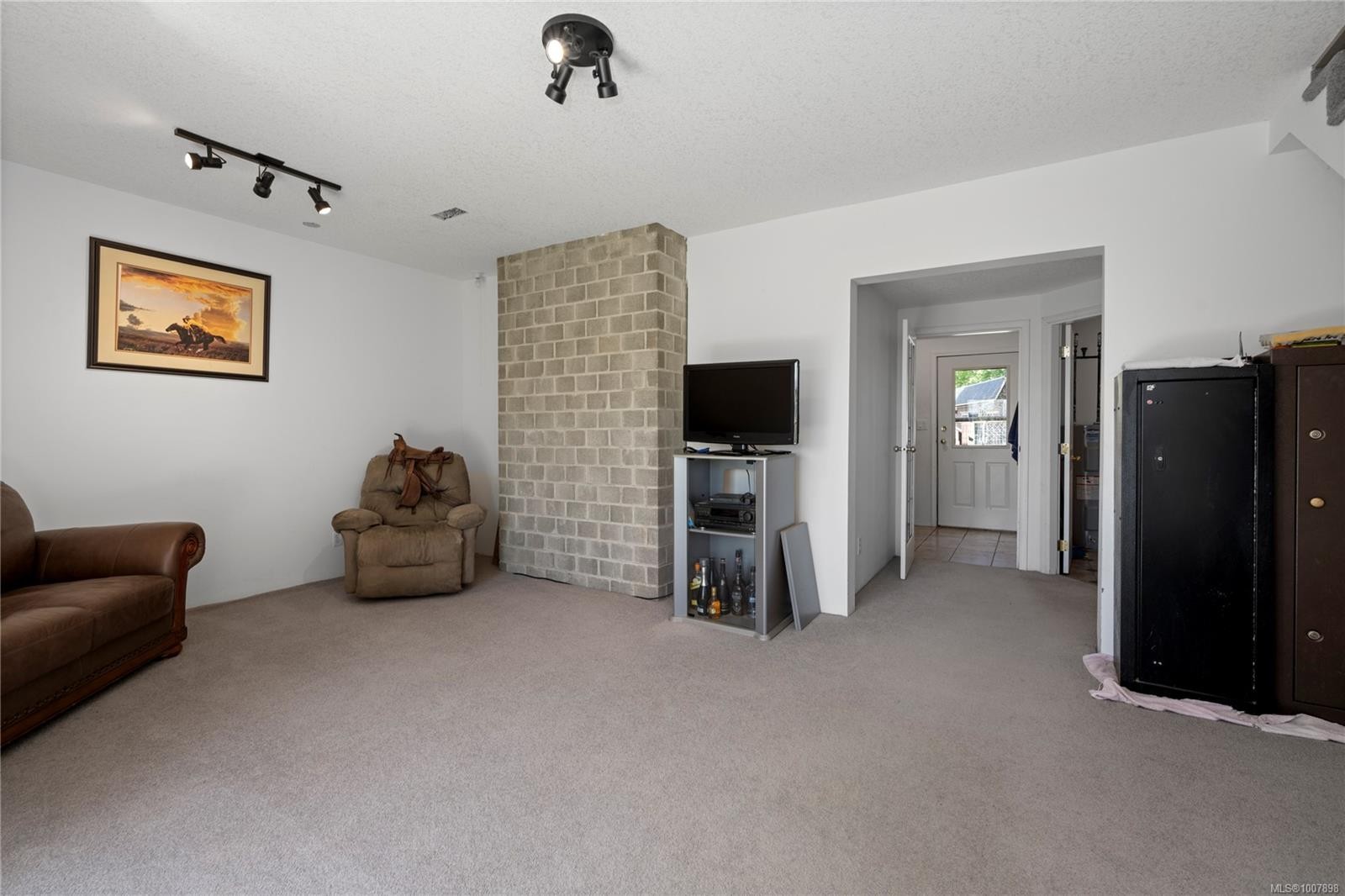 









2120


Huddington

Rd,
Nanaimo,




BC
V9X 1M1

