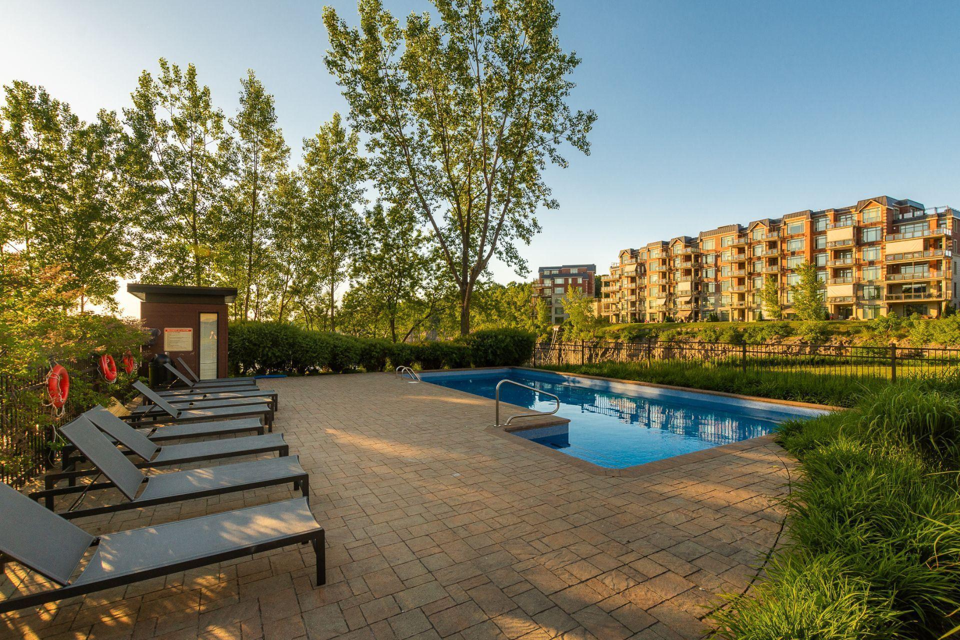 









303


Boul. Clairevue E.

, 5102,
Saint-Bruno-de-Montarville,




QC
J3V0B2

