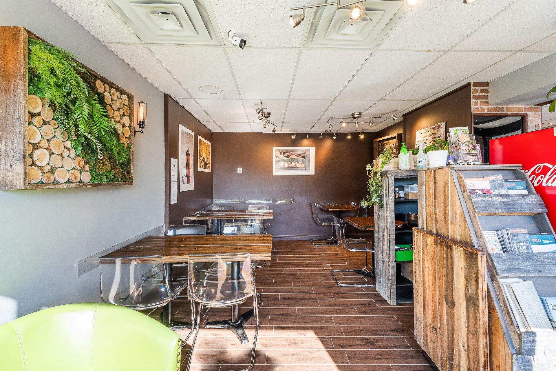 









495

 - 521


Rue du Sud

,
Cowansville,




QC
J2K2X9


