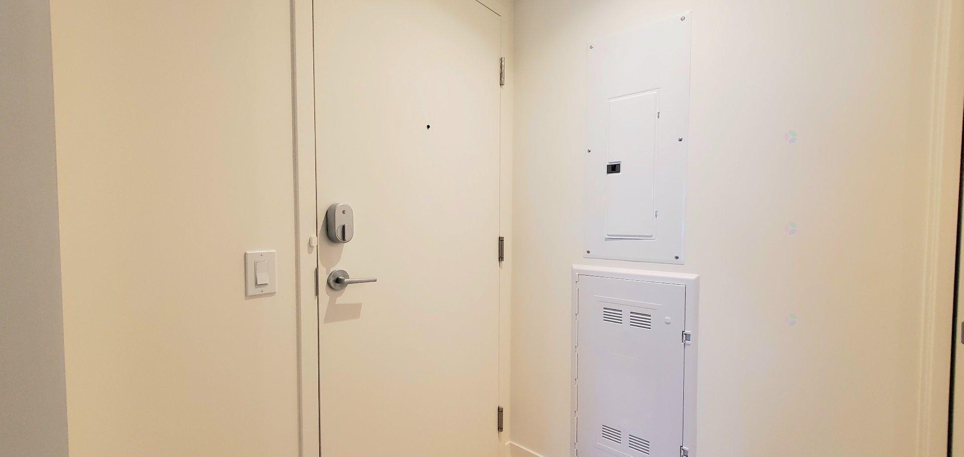 









360


Rue Mayor

, 1210,
Montréal (Ville-Marie),




QC
H3A0J4

