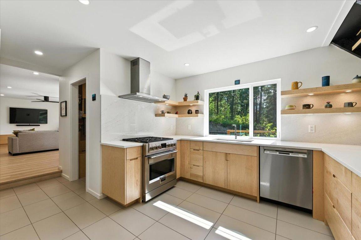 









8280


Rogers

Road,
Vernon,




BC
V1B 3M7

