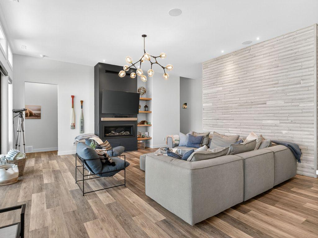 









9900


Eastside

Road, 20,
Vernon,




BC
V1H 1L6

