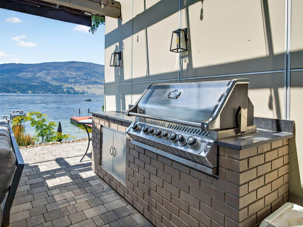 









9900


Eastside

Road, 20,
Vernon,




BC
V1H 1L6

