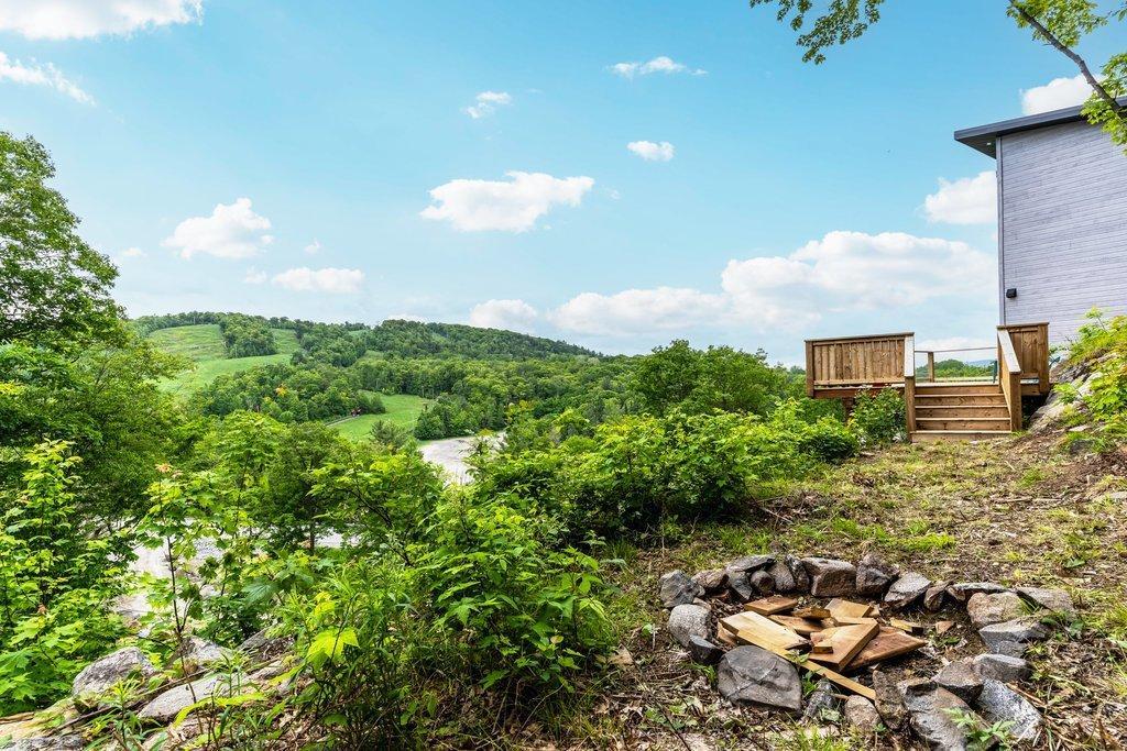 









64


Rue de Sarajevo

,
Cantley,




QC
J8V3B2

