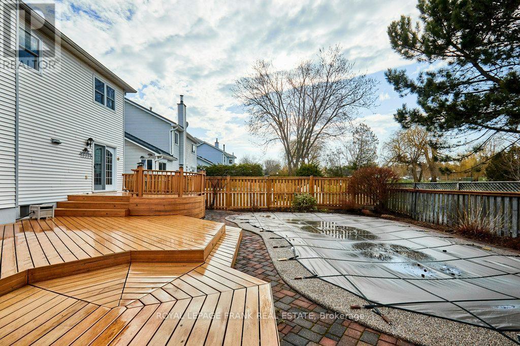 












27 POPLAR PARK CRESCENT N

,
Scugog (Port Perry),




Ontario
L9L1E3

