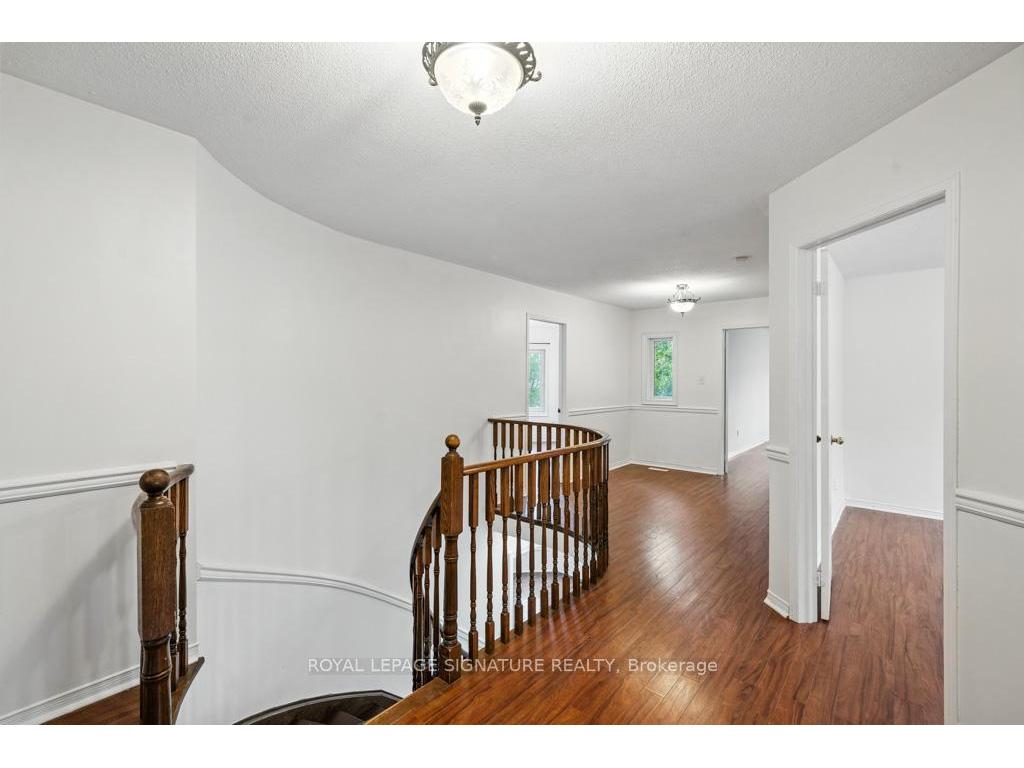 









584


Doubletree

Lane,
Newmarket,




ON
L3X 2K6

