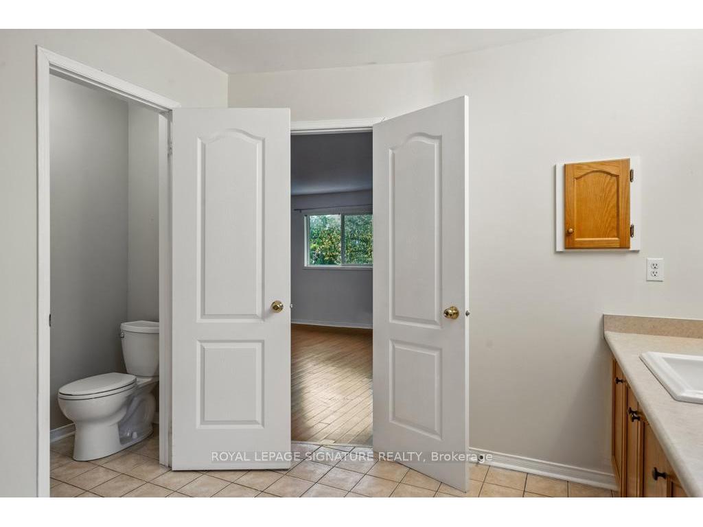 









584


Doubletree

Lane,
Newmarket,




ON
L3X 2K6

