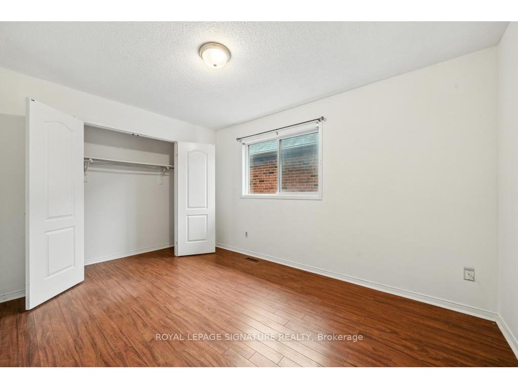 









584


Doubletree

Lane,
Newmarket,




ON
L3X 2K6


