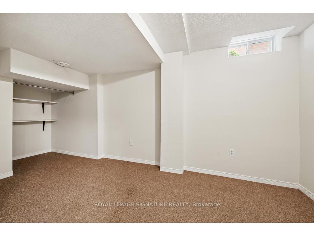 









584


Doubletree

Lane,
Newmarket,




ON
L3X 2K6


