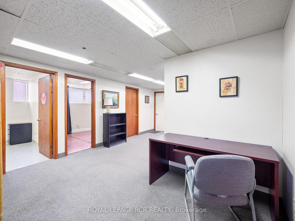 









33


King

Street West, WL2,
Caledon,




ON
L7E 1C7

