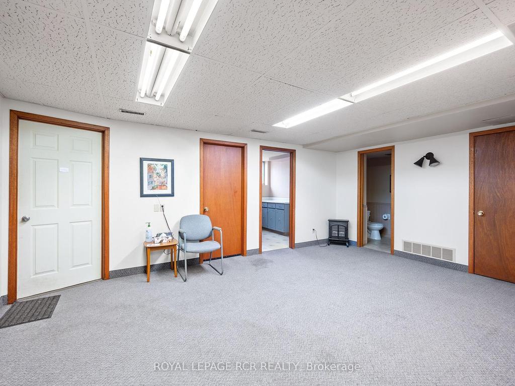 









33


King

Street West, WL2,
Caledon,




ON
L7E 1C7

