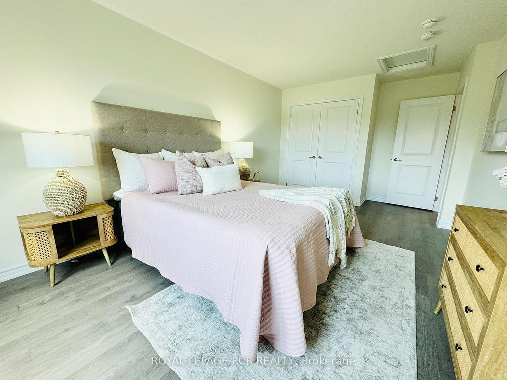 









152


Winters

Way,
Shelburne,




ON
L9V 3Y1

