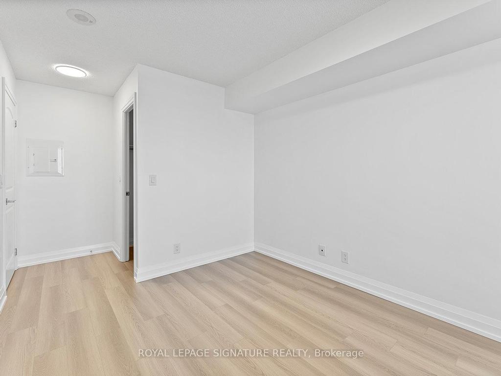 









55


De Boers

Drive, 1109,
Toronto,




ON
M3J 0G5

