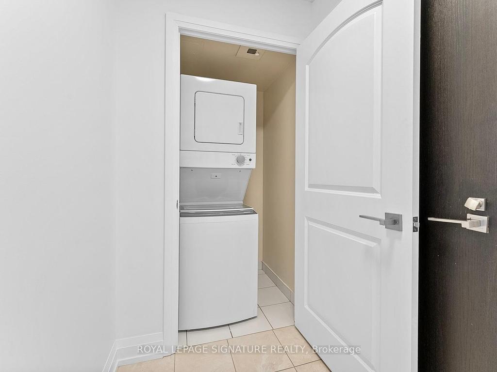 









55


De Boers

Drive, 1109,
Toronto,




ON
M3J 0G5

