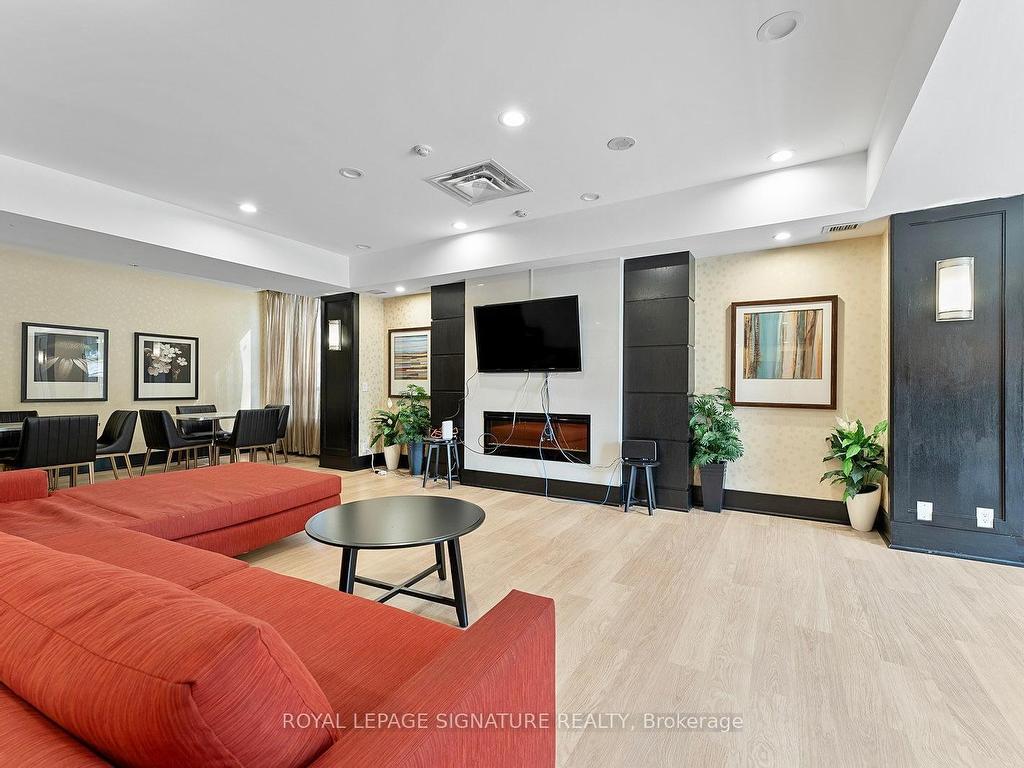 









55


De Boers

Drive, 1109,
Toronto,




ON
M3J 0G5

