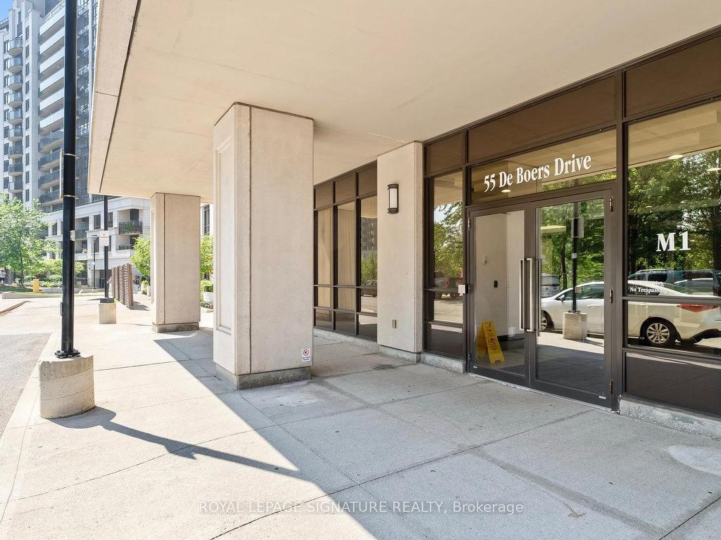 









55


De Boers

Drive, 1109,
Toronto,




ON
M3J 0G5

