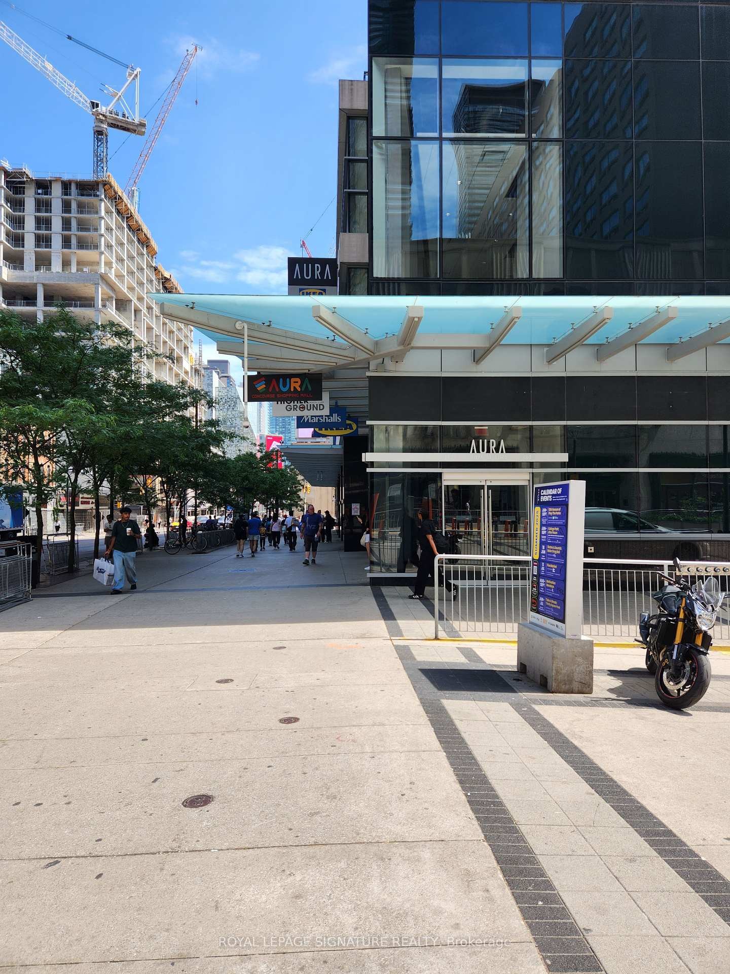 









384


Yonge

Street, 47,
Toronto,




ON
M5G 2K2

