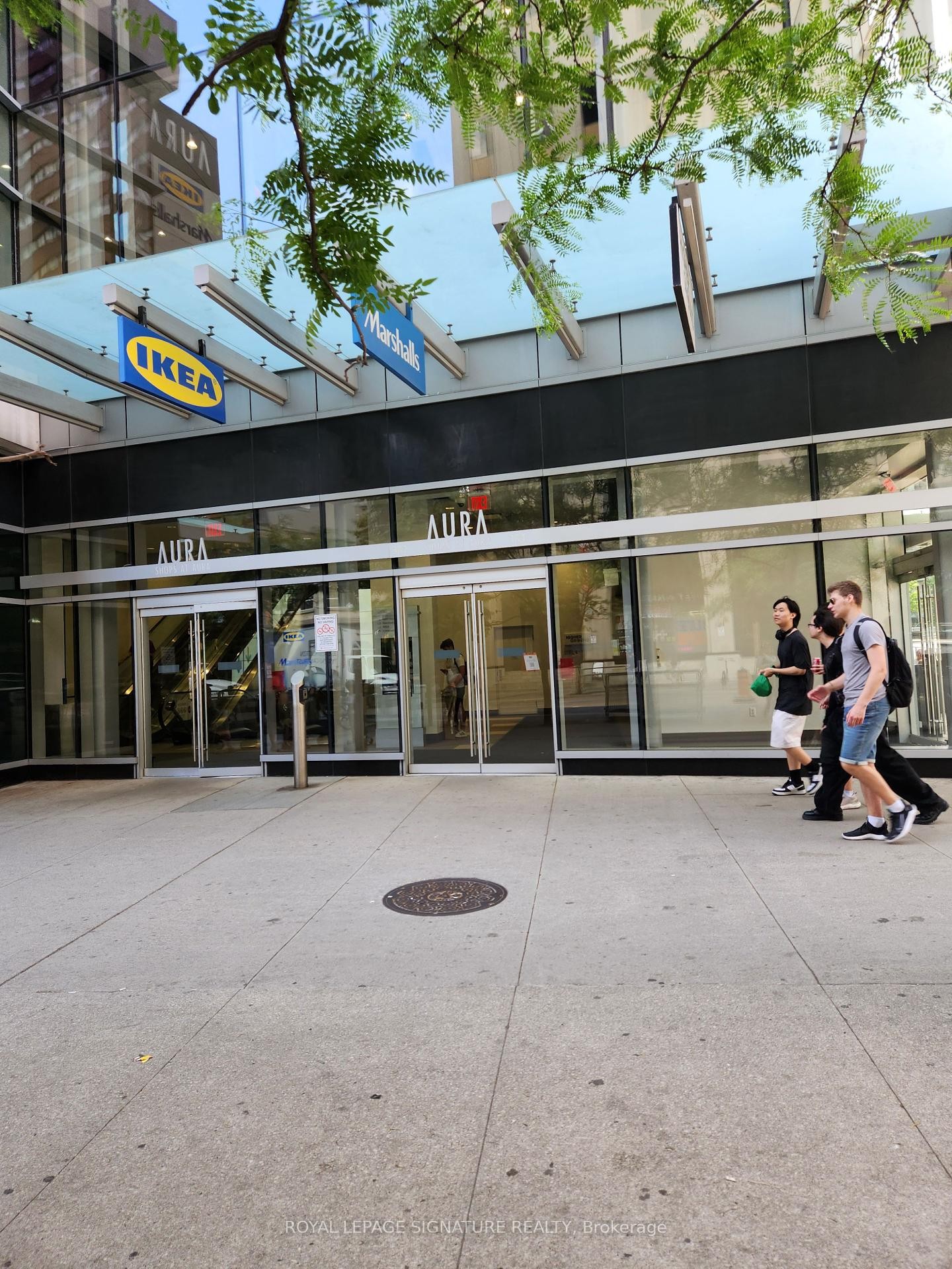 









384


Yonge

Street, 47,
Toronto,




ON
M5G 2K2

