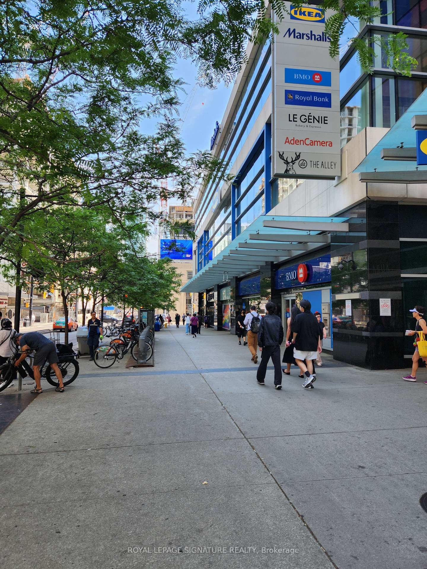 









384


Yonge

Street, 47,
Toronto,




ON
M5G 2K2

