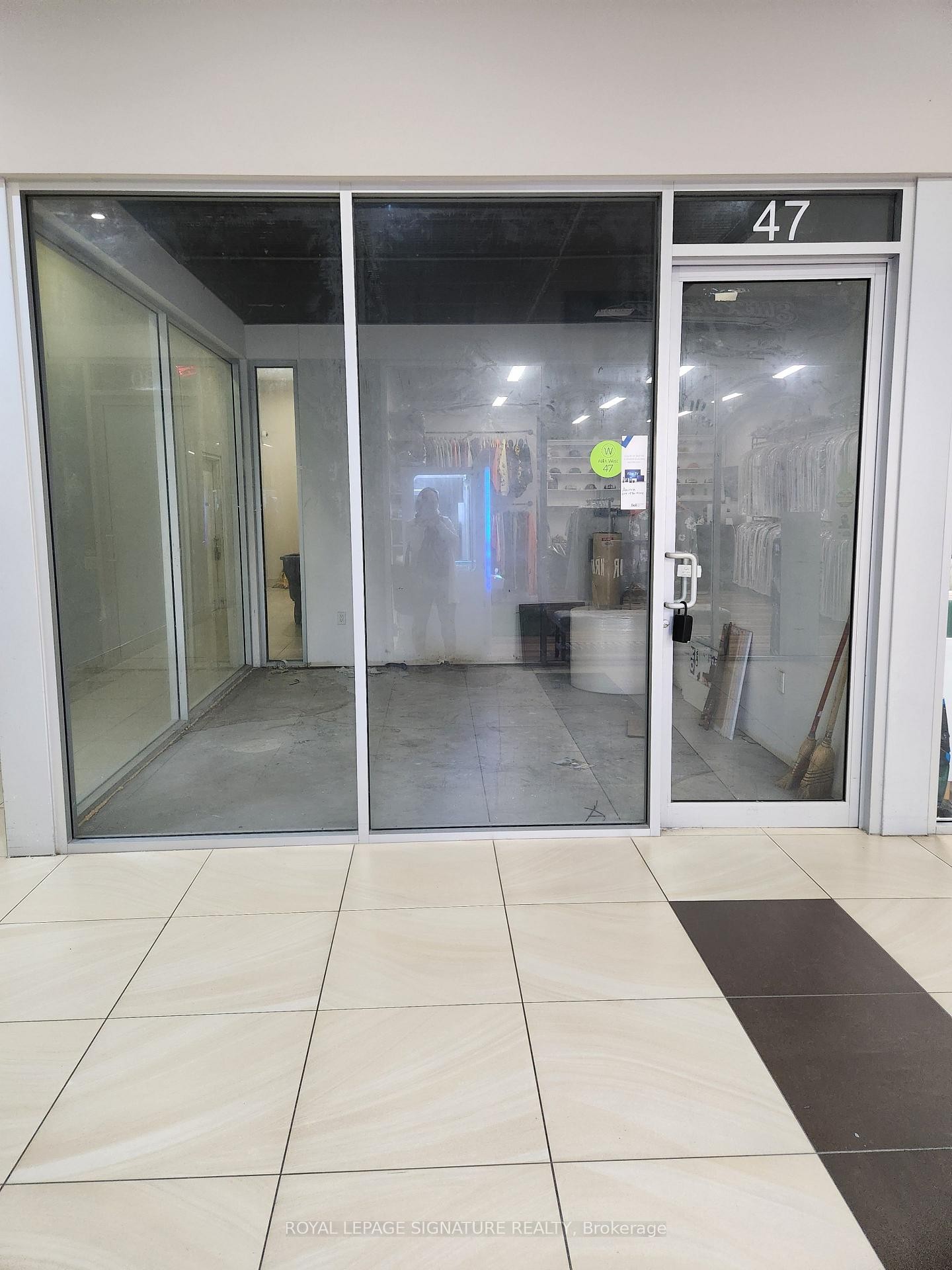 









384


Yonge

Street, 47,
Toronto,




ON
M5G 2K2

