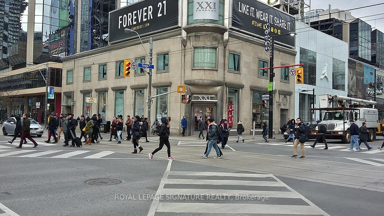 









384


Yonge

Street, 47,
Toronto,




ON
M5G 2K2

